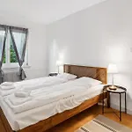 Homey Comfort In Oerlikon