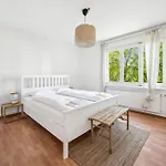 Lejlighed Homey Comfort In Oerlikon