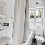 Homey Comfort In Oerlikon *