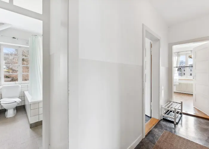 Homey Comfort In Oerlikon