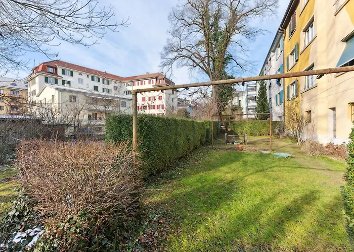 Homey Comfort In Oerlikon