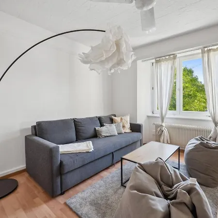 Homey Comfort In Oerlikon Zurich