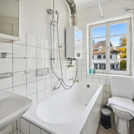 Homey Comfort In Oerlikon