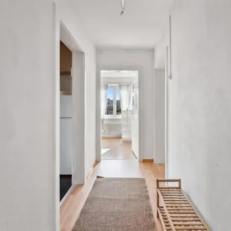 Homey Comfort In Oerlikon *