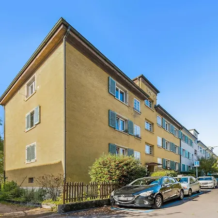 Homey Comfort In Oerlikon Zurich