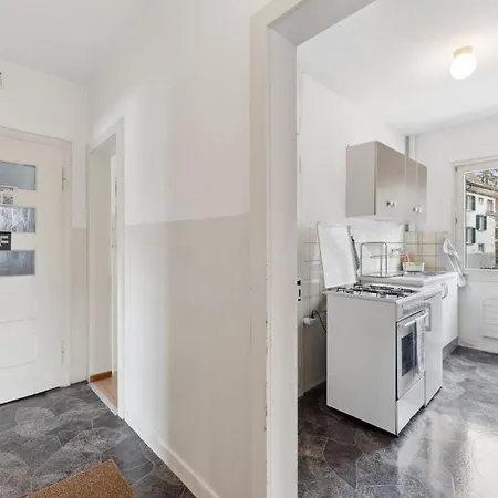 Апартаменти Homey Comfort In Oerlikon Цюрих
