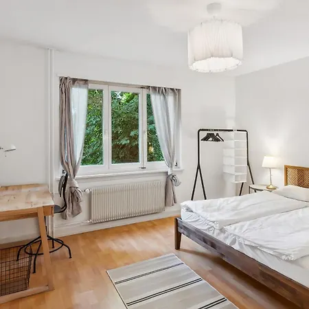 Homey Comfort In Oerlikon * Цюрих