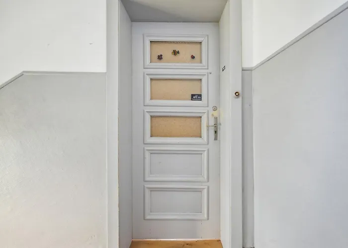 Daire Homey Comfort In Oerlikon Zürih