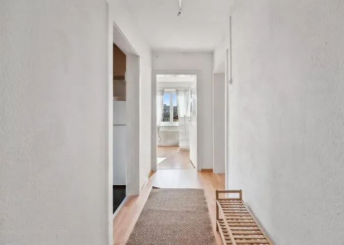 Homey Comfort In Oerlikon *