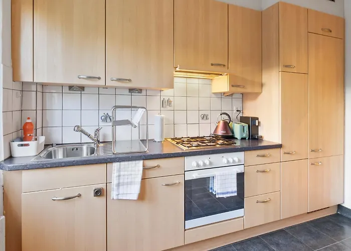 Homey Comfort In Oerlikon * Zürih